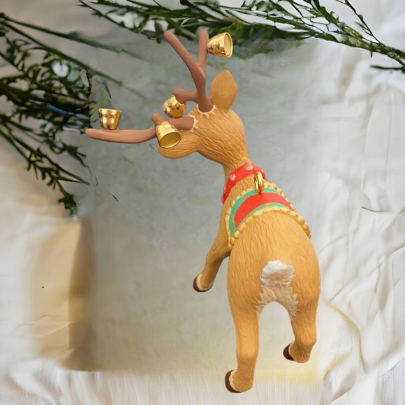 Hallmark Keepsake Ornament Collectors Club Ringing Reindeer 2000 Membership - Picture 5 of 7